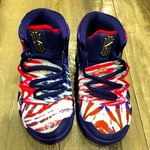 Brand New! Nike Kybrid S2 Kyrie Irving Shoe 11c
